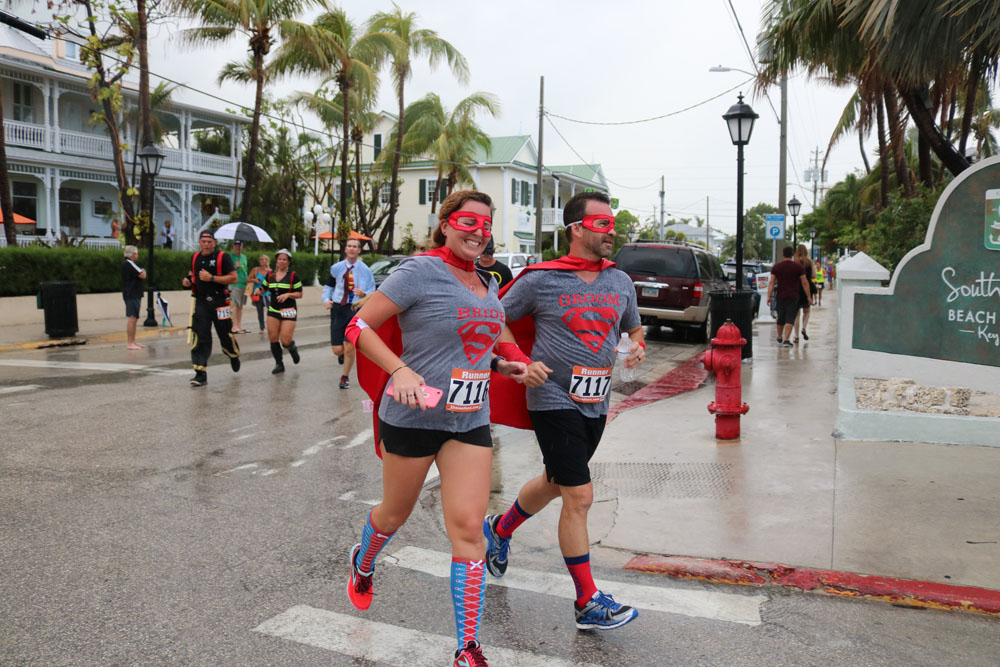 Heroes and Villains 5K 2017 photo - Duval Street, Key West